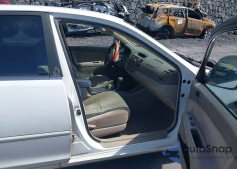 2004 Toyota Camry Le/Se/Std/Xle from USA, damaged, VIN JTDBE32K640294603